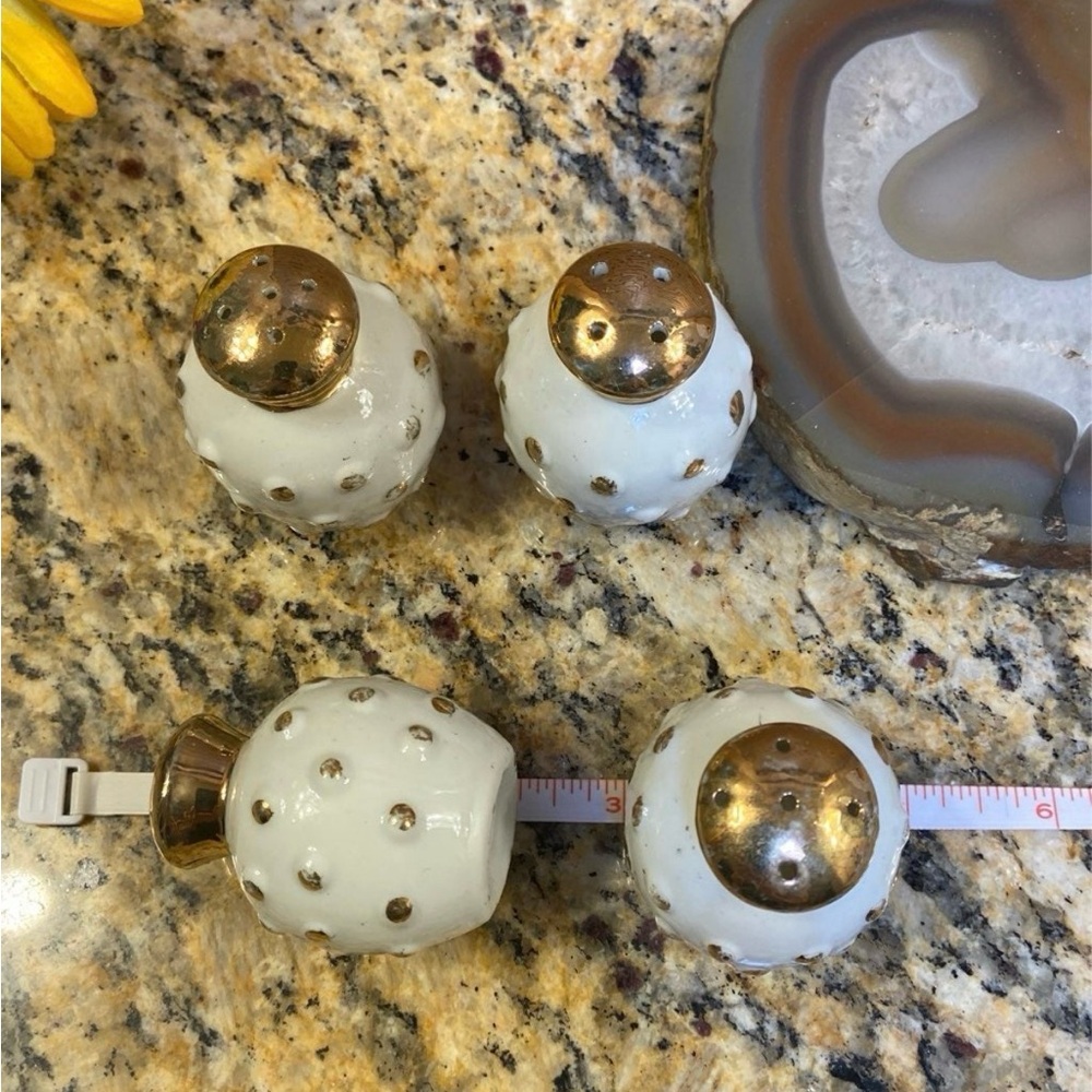 Unique Vintage Japan 50s salt & pepper shakers Guc - Picture 6 of 7